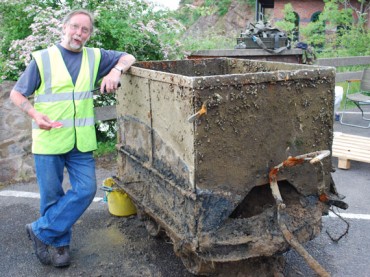 Picture of a stone truck at Stoney Cove